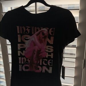 Paris Hilton Black Graphic Women’s Tee with Pink Print NWT